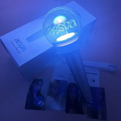 Aespa Lightstick En Sleutelhanger