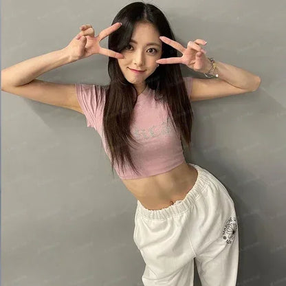 Outfit Itzy Crop Top & Broek